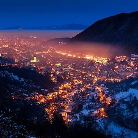 Urban Mountain View Брашов